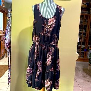 a.n.a. Black Floral/Paisley Dress, Size Small